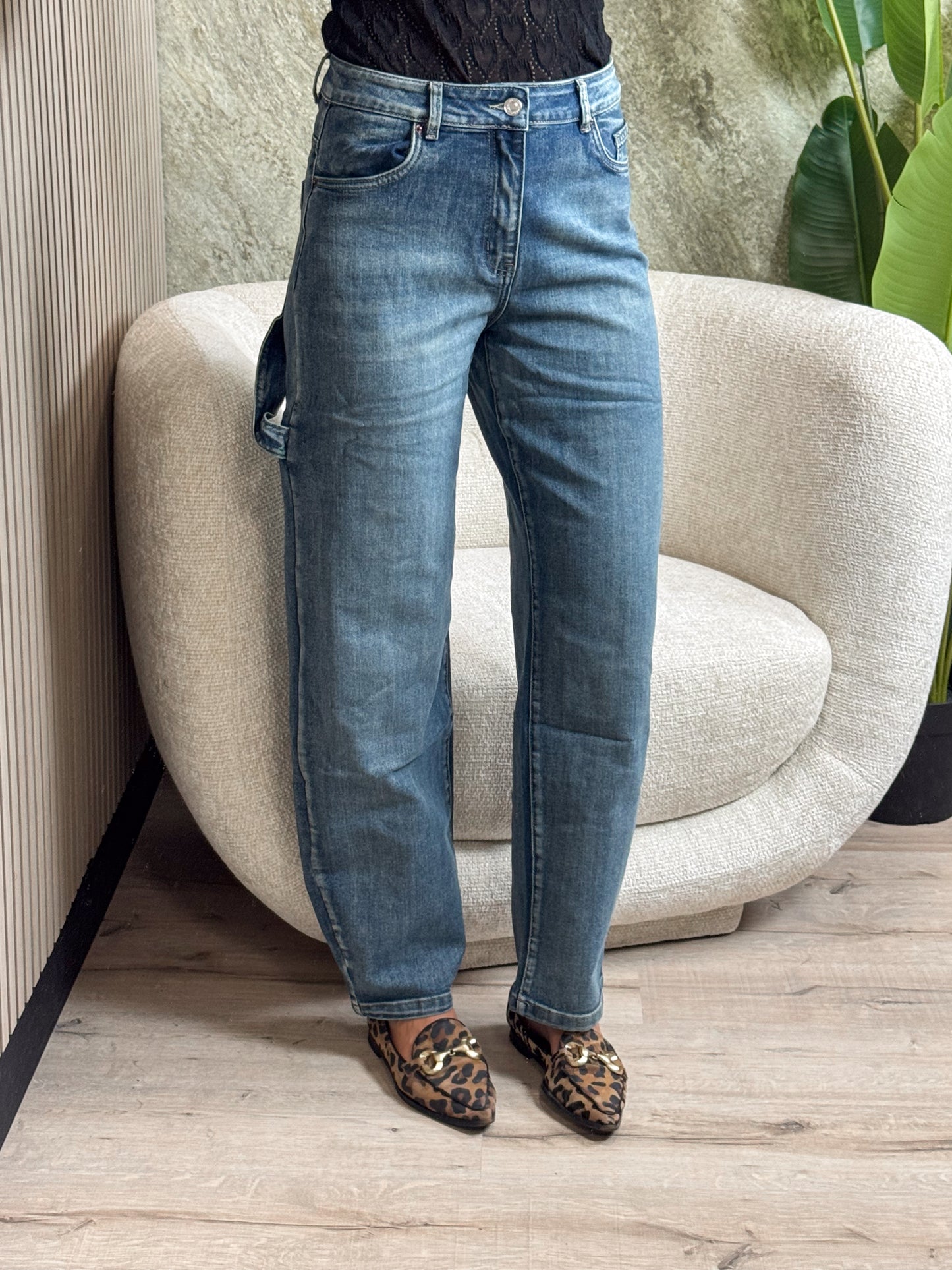 Balloon fit jeans