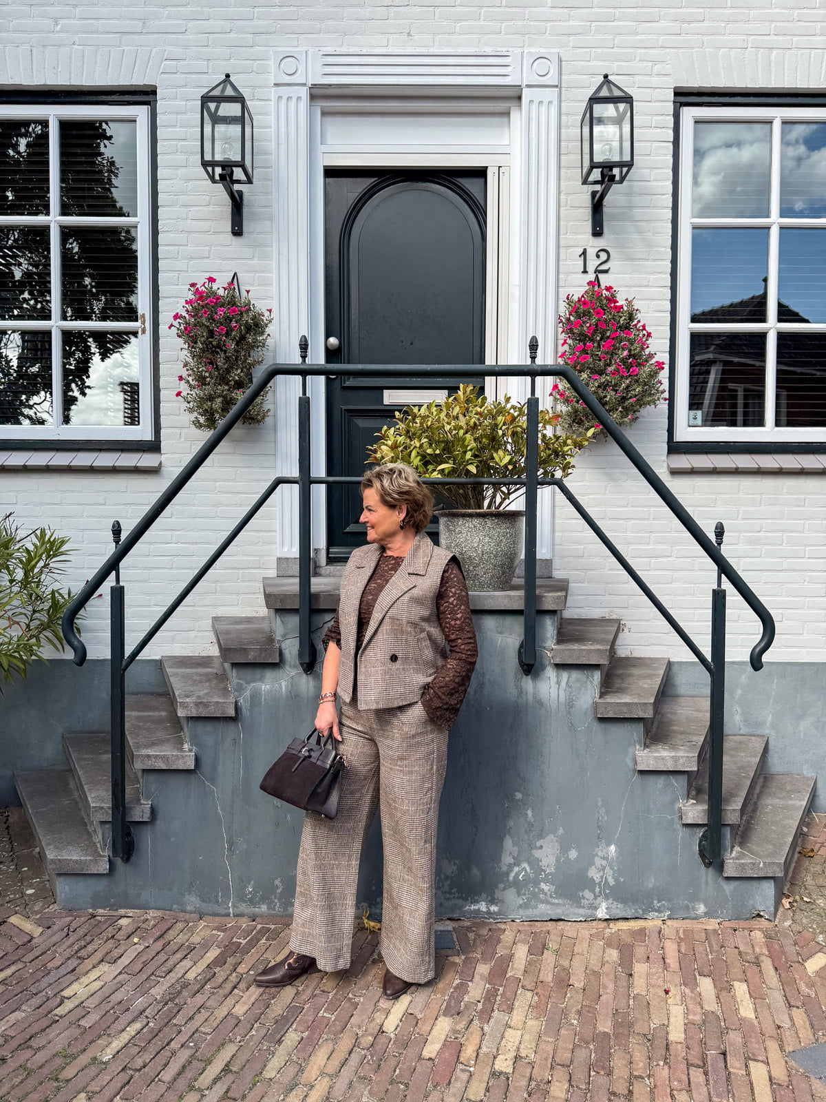 Set Nola