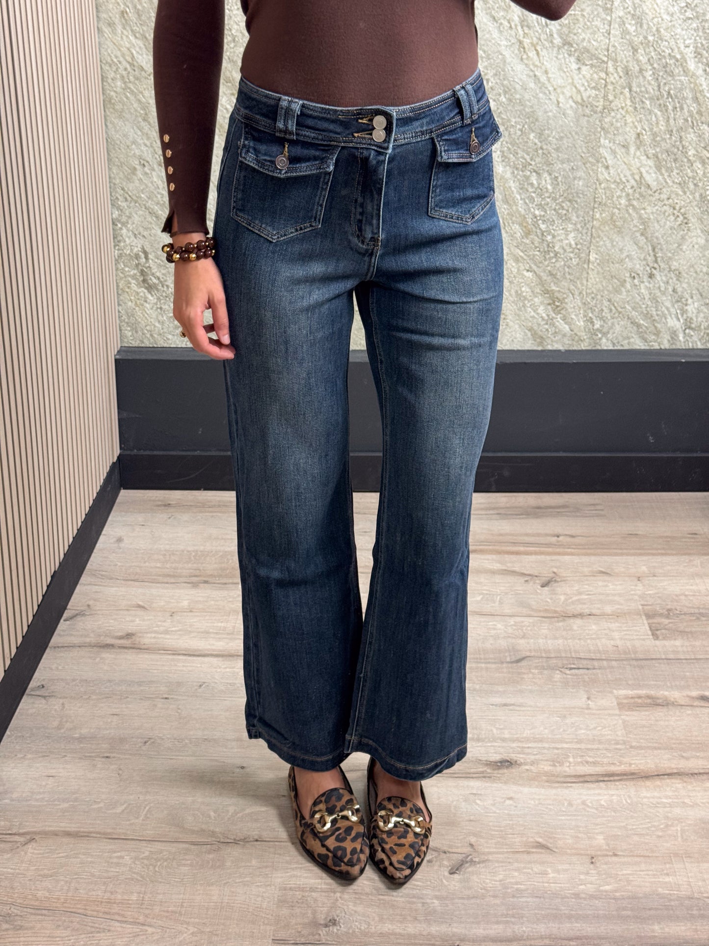 Pocket Wide Leg Jeans