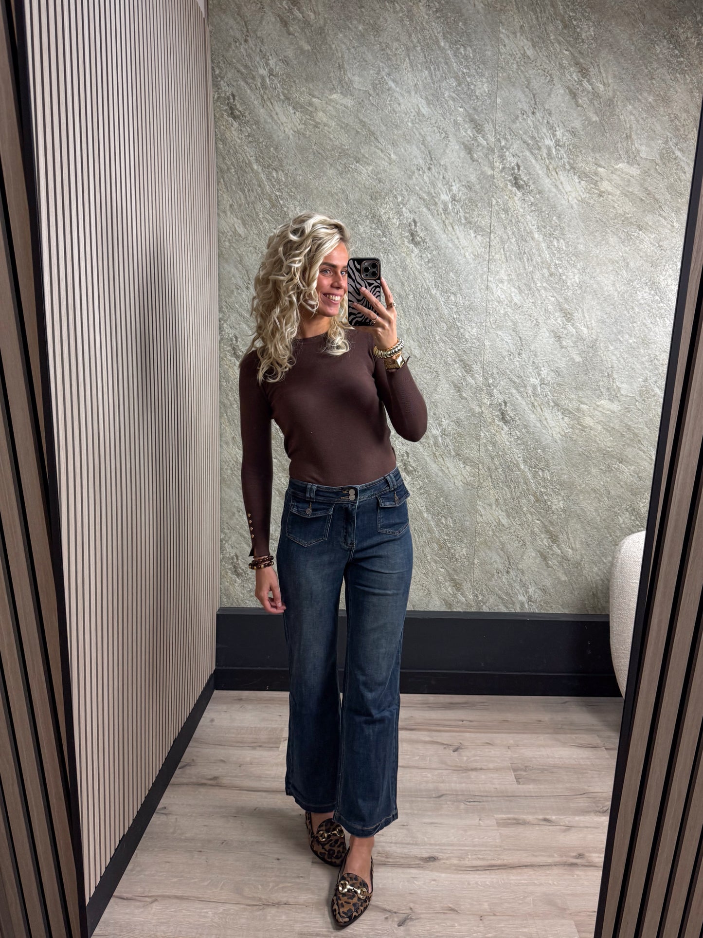 Pocket Wide Leg Jeans