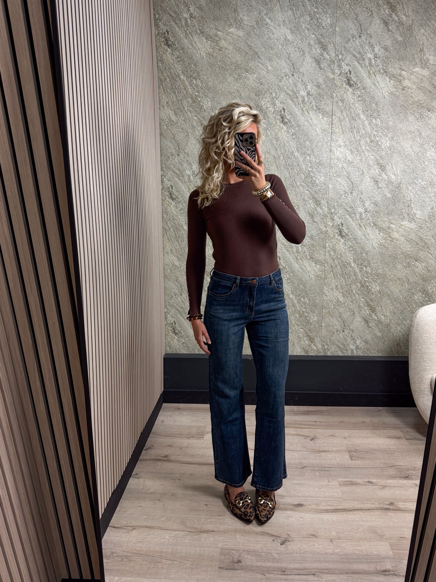 Wide Leg Jeans Flo