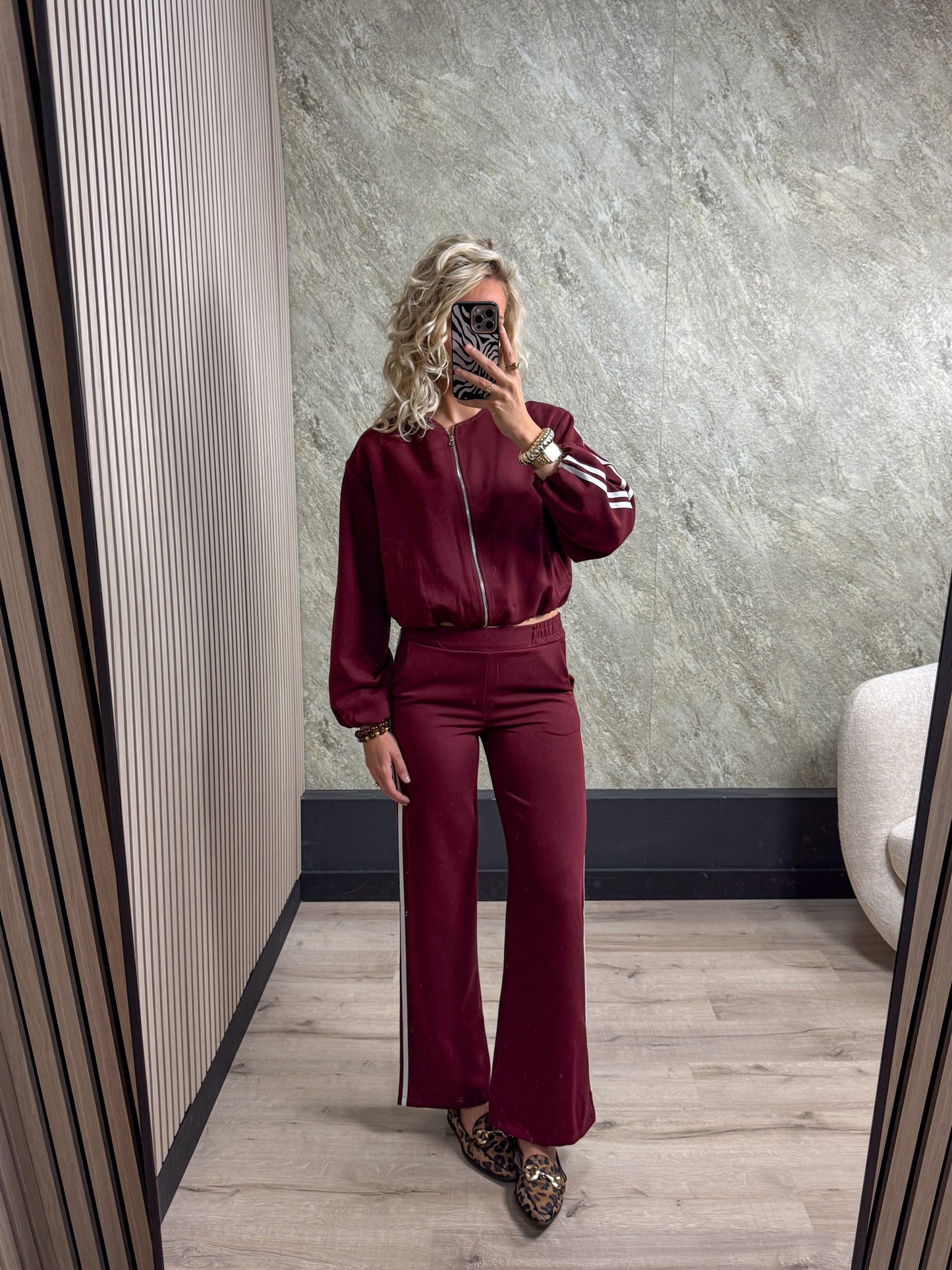 Broek Leah