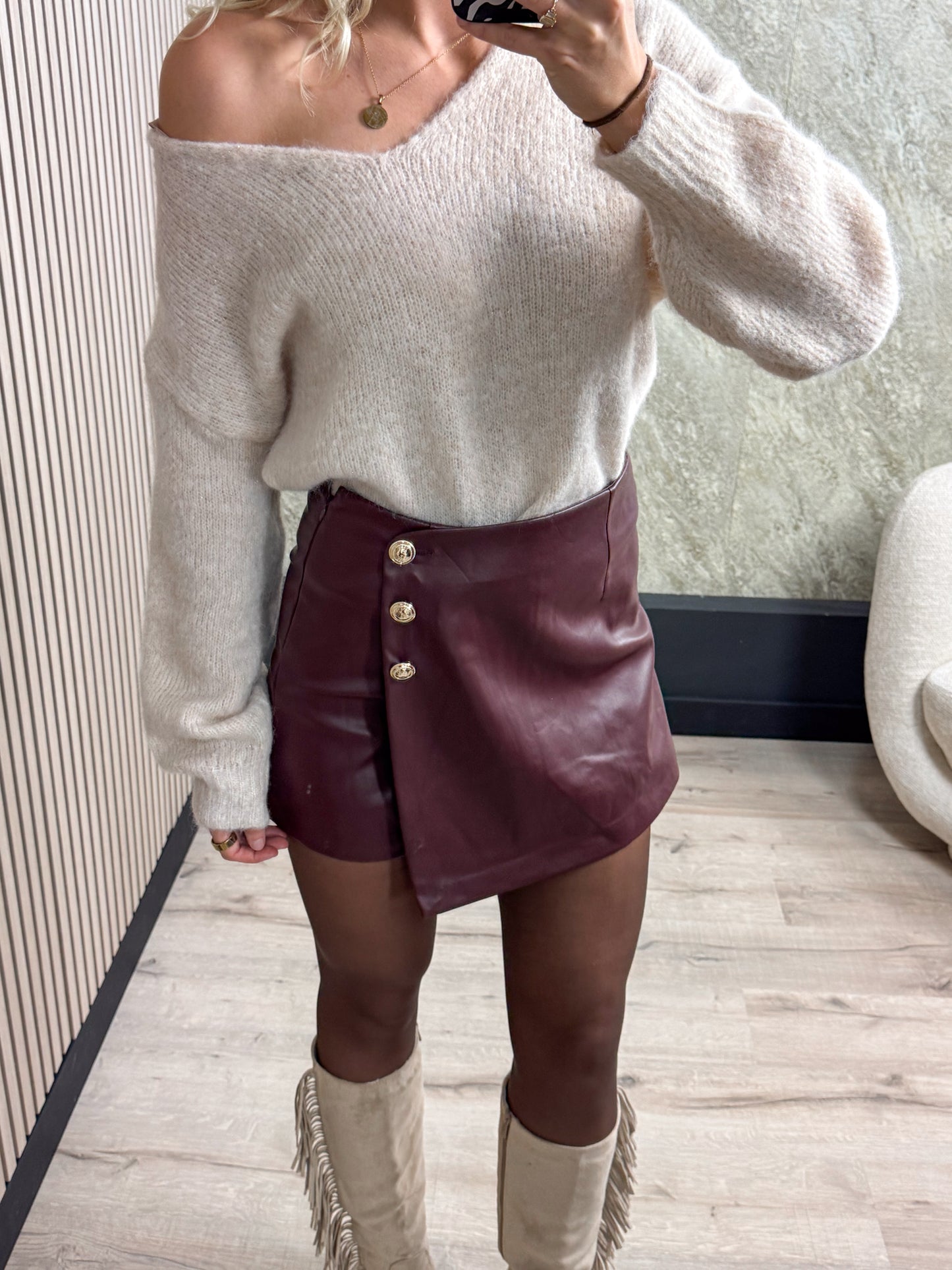 Skort Isa
