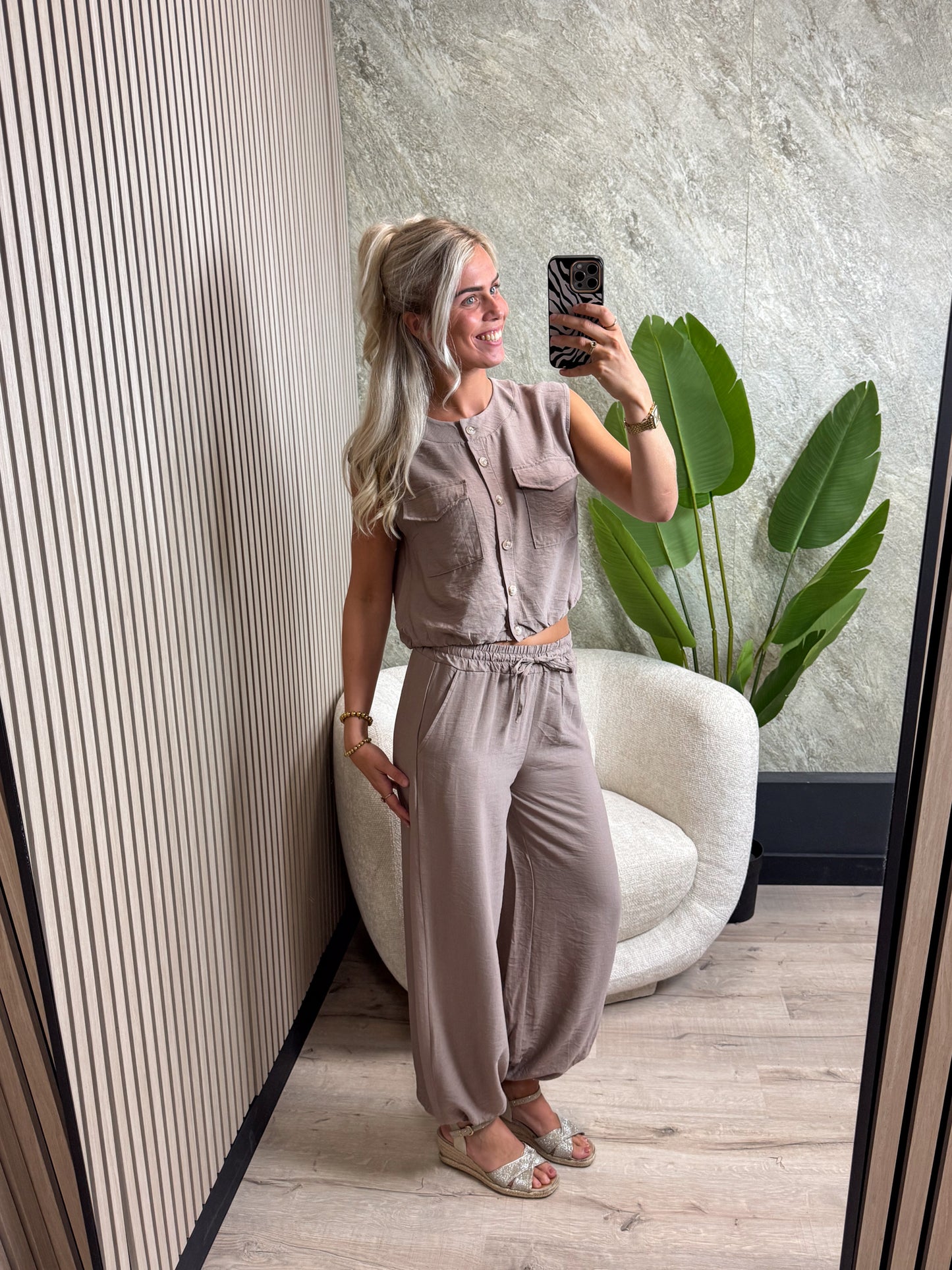 Set Britt