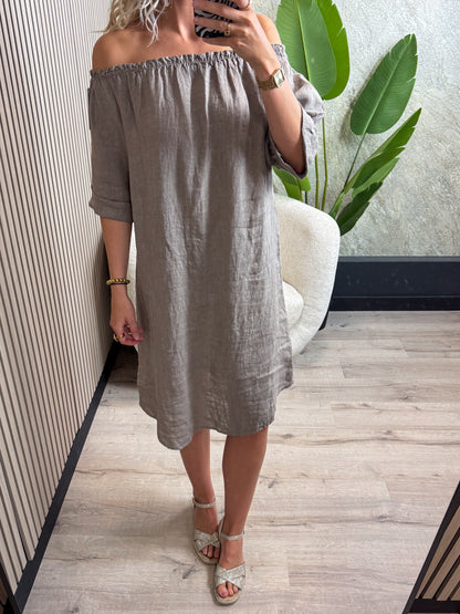 Off-shoulder Jurk