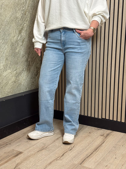 Norfy Straight Leg Jeans - Denim