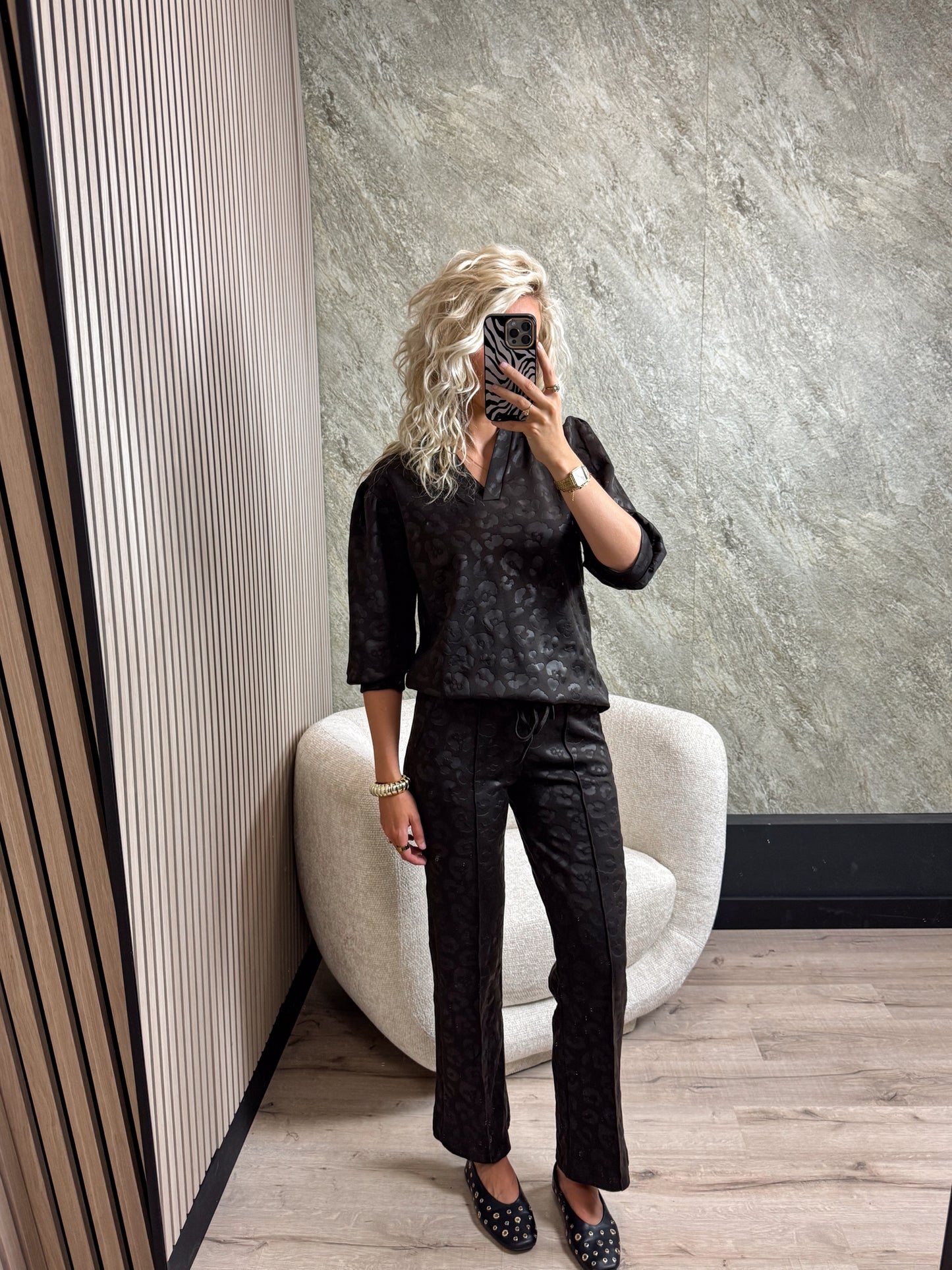 Broek Isa