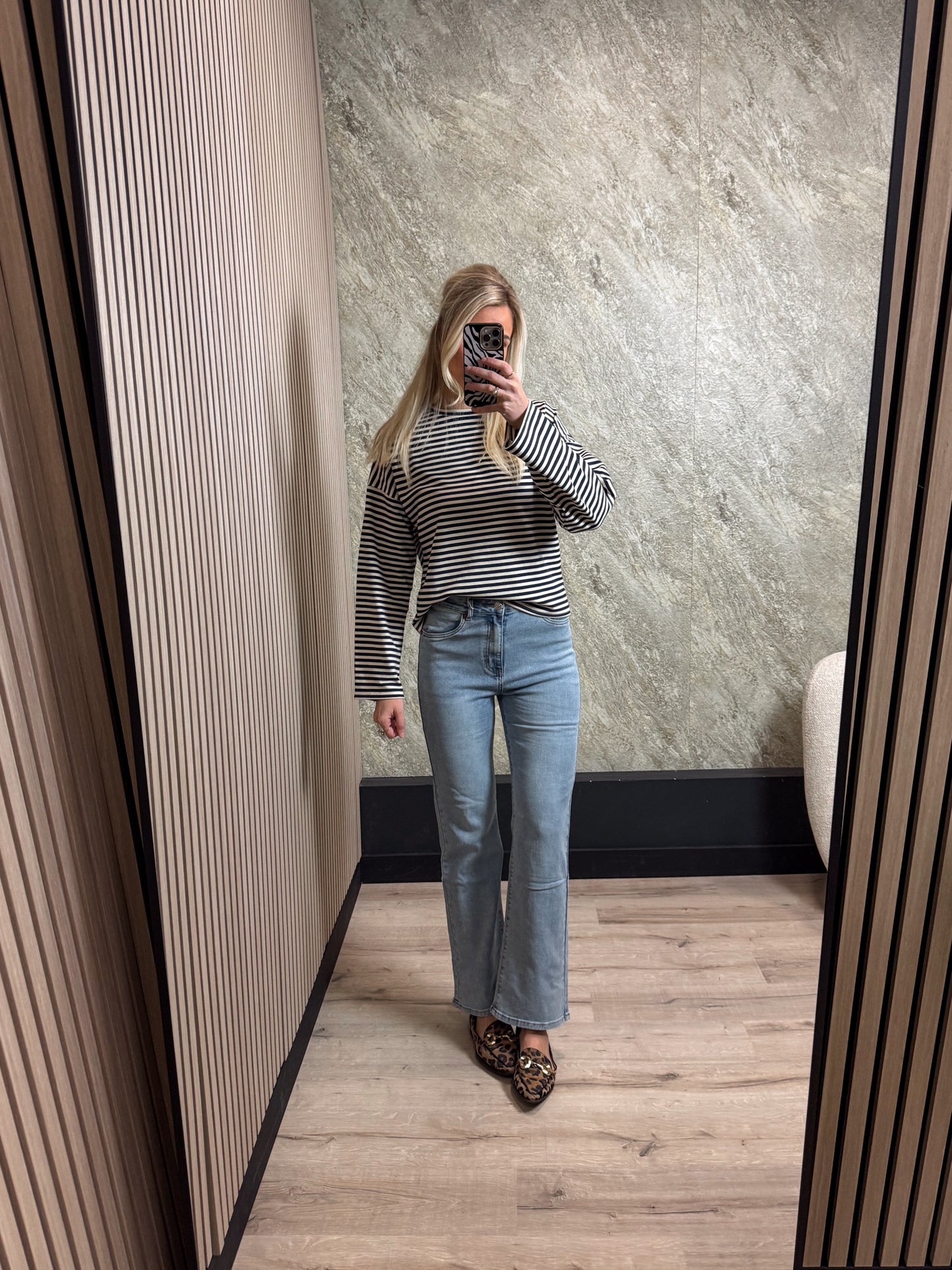 VS MISS - Wide Leg Jeans