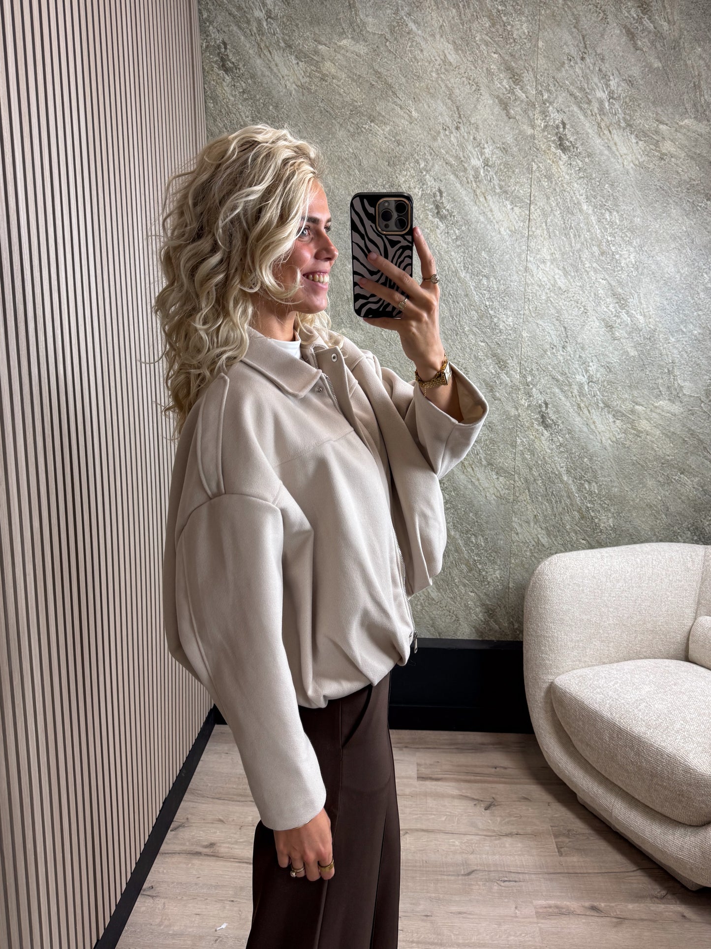 Jasje Bella