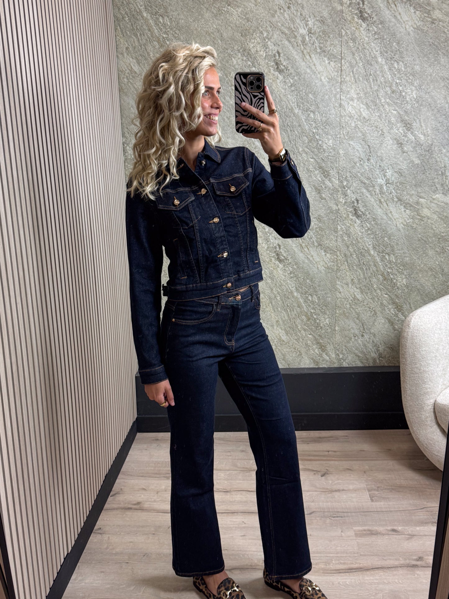 Wide Leg Jeans Floor
