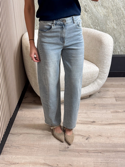 Wide Balloon Jeans