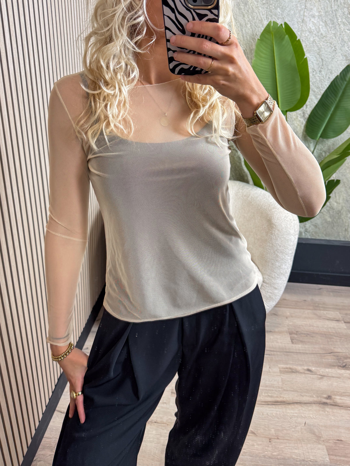 Mesh Top