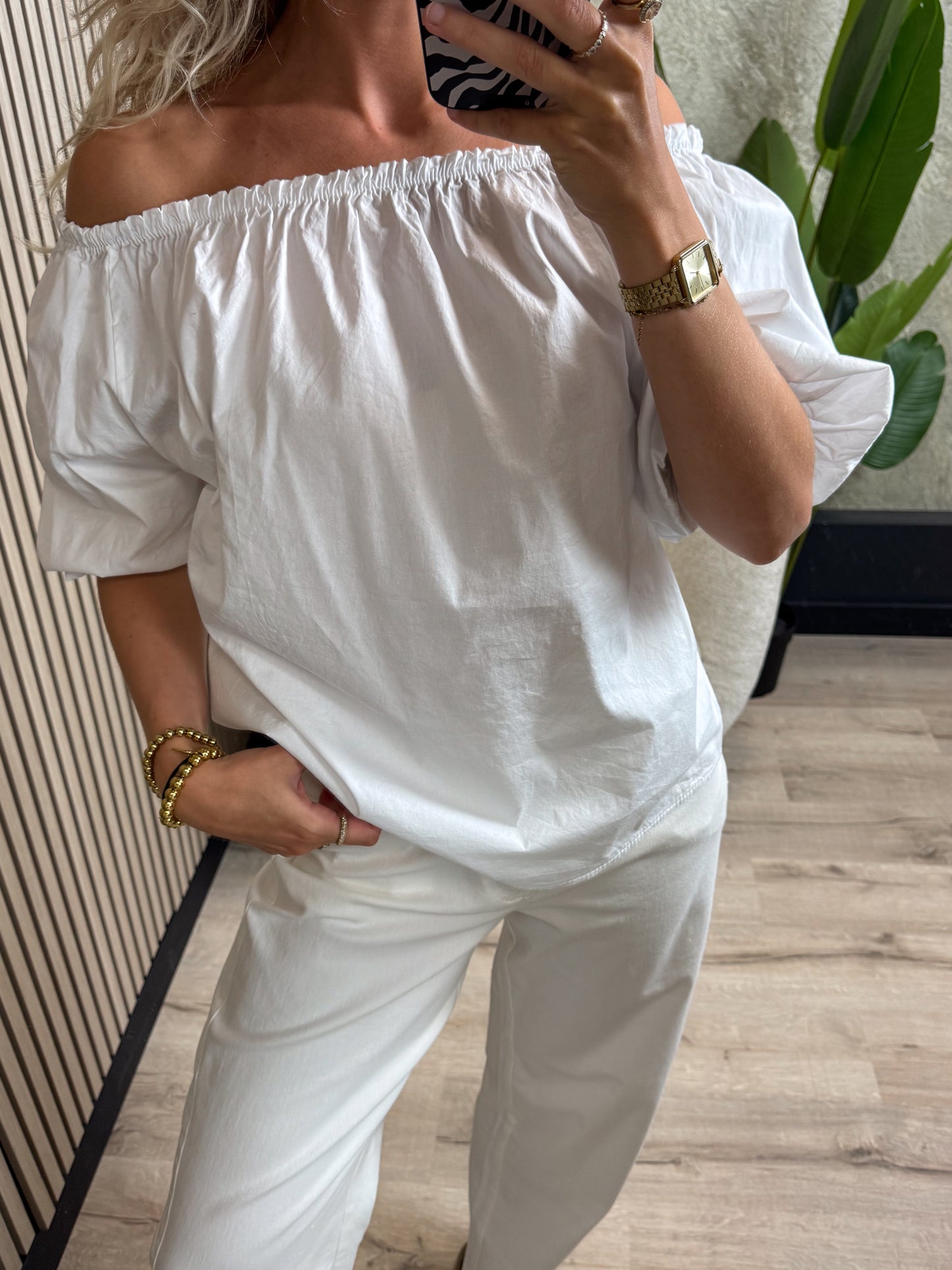 Off-Shoulder Top